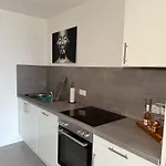 شقة Appartementshaus Vlora