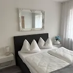 Appartementshaus Vlora *